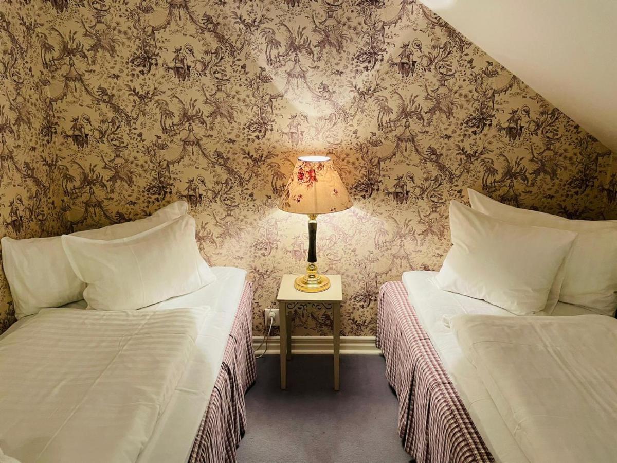 Apertins Hotell Kil Dış mekan fotoğraf